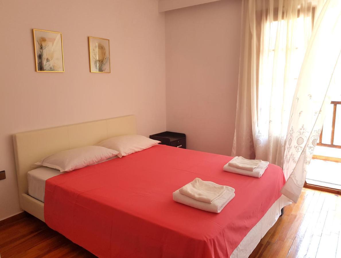 Perea Beach And Sea View Apartment Περαία Εξωτερικό φωτογραφία